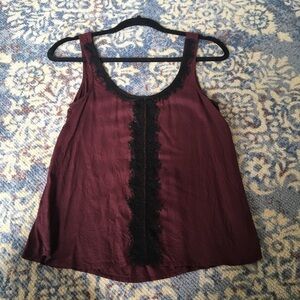 Aerie burgundy top with black lace extra small